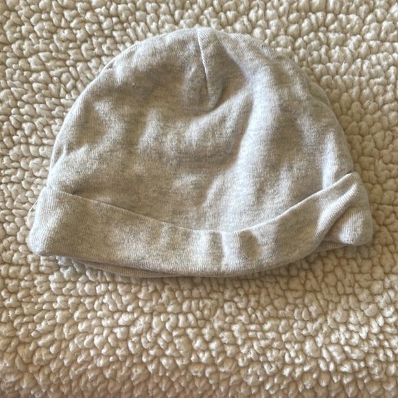 Newborn Boy Outfit - Picture 2 of 7